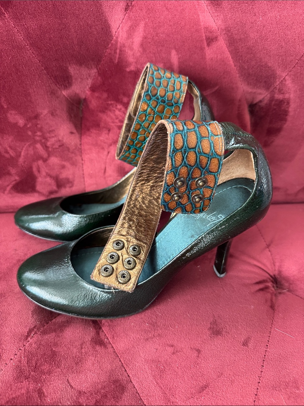 Green & Blue Heels - Picture 4 of 6